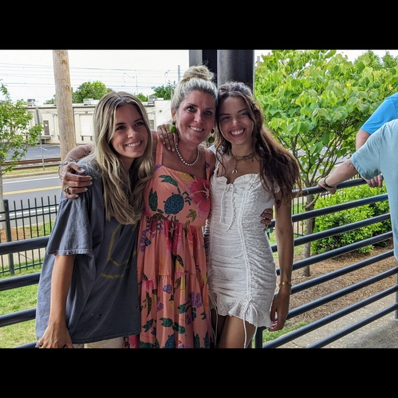 Meet your Posher, Wendy - Picture 4 of 12